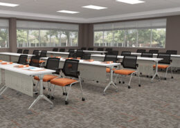 TRAINING_ROOM_004_DOOBI_silver-white_ARTIv2_silver-orange_r2